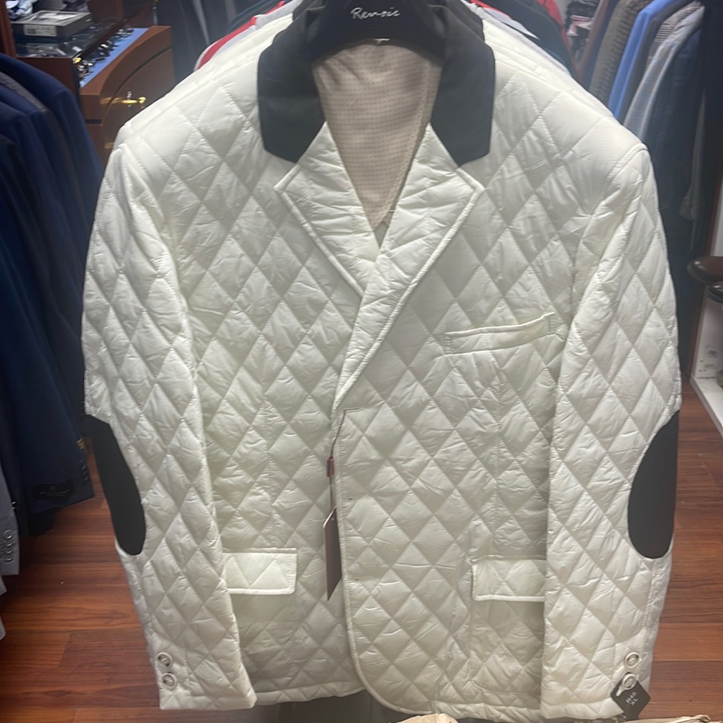 Model Quilted Jacket